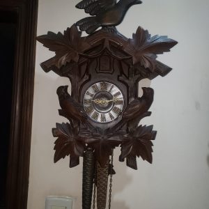 Relógio Cuco marca H modelo dois pássaros